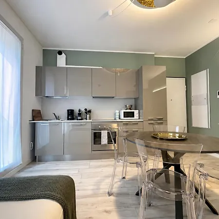 Casa Aleardi 1b - Arco Della Pace & Paolo Sarpi Apartment Milan